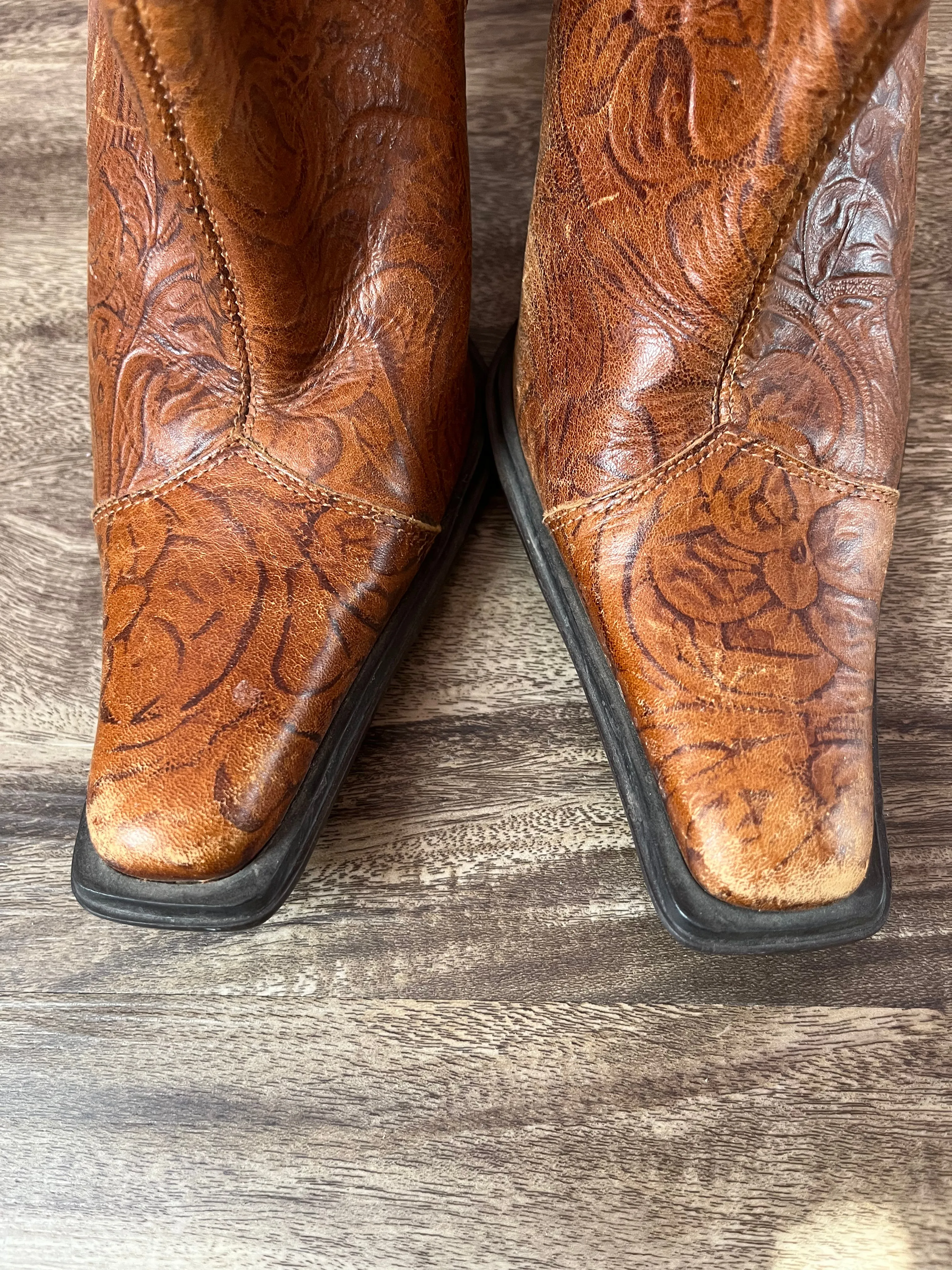 7.5B Steve Madden Brisa Calf High Western Leather Heeled Boots