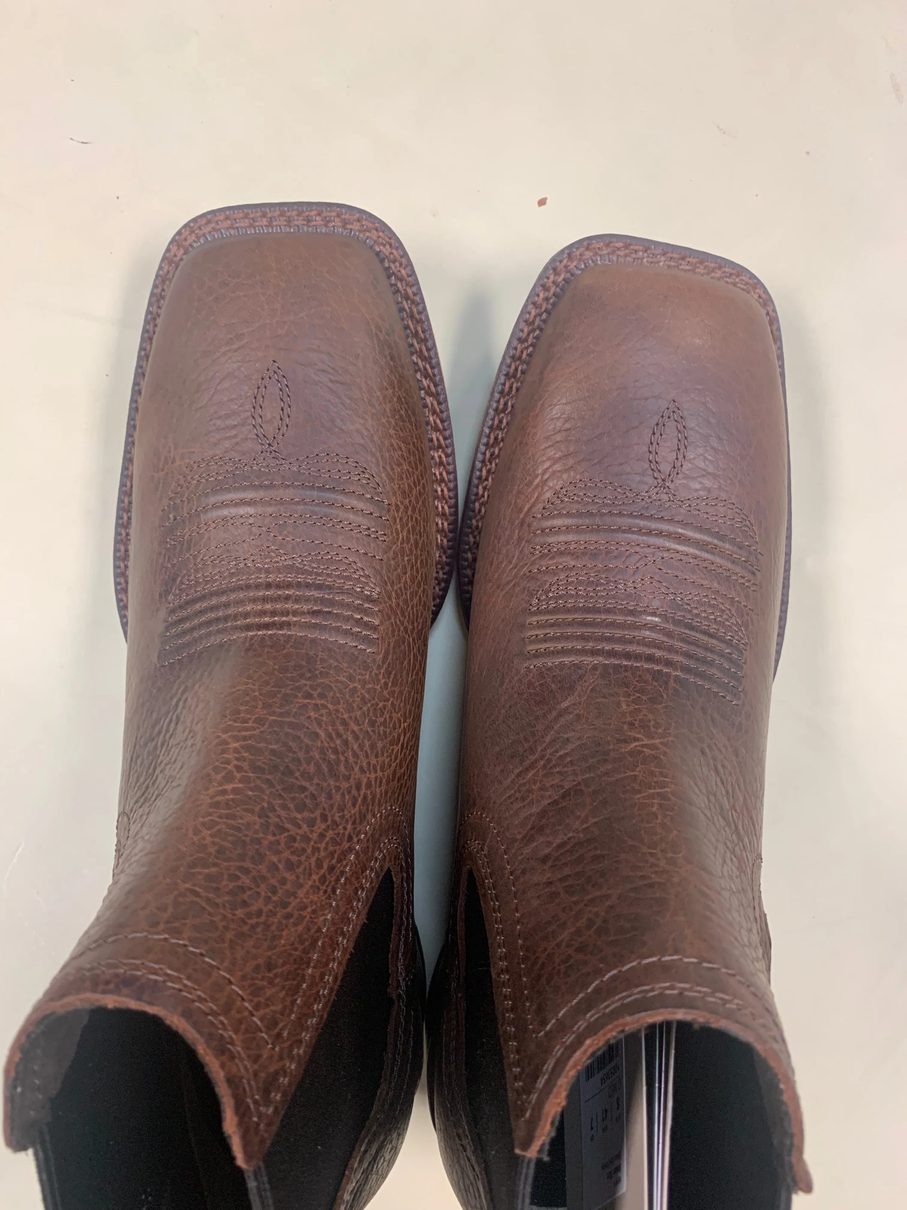 ARIAT MEN'S BOOKER ULTRA CHELSEA BOOTS - BROAD SQUARE TOE