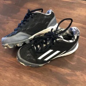 Black Baseball Cleats