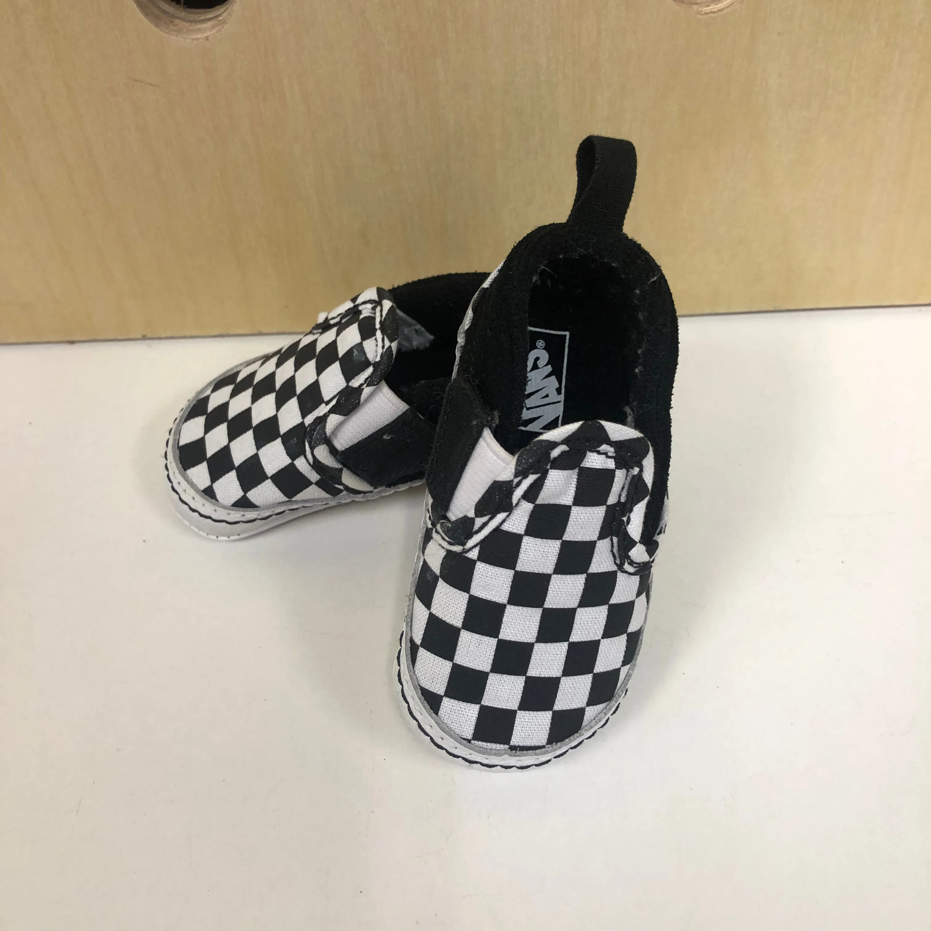 Black   White Checkered Crib Shoes