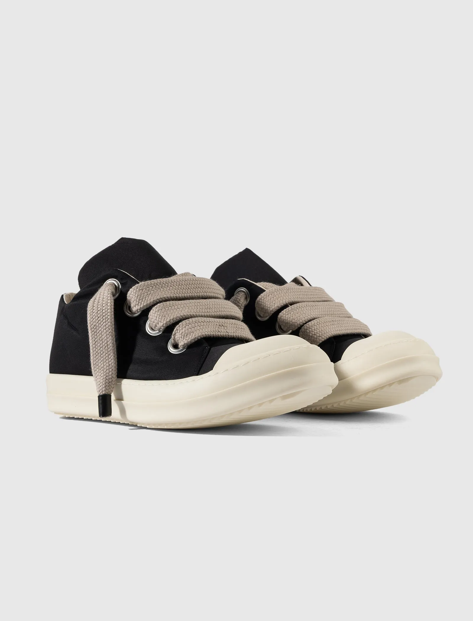 JUMBO LACE LOW SNEAKERS "BLACK/MILK"