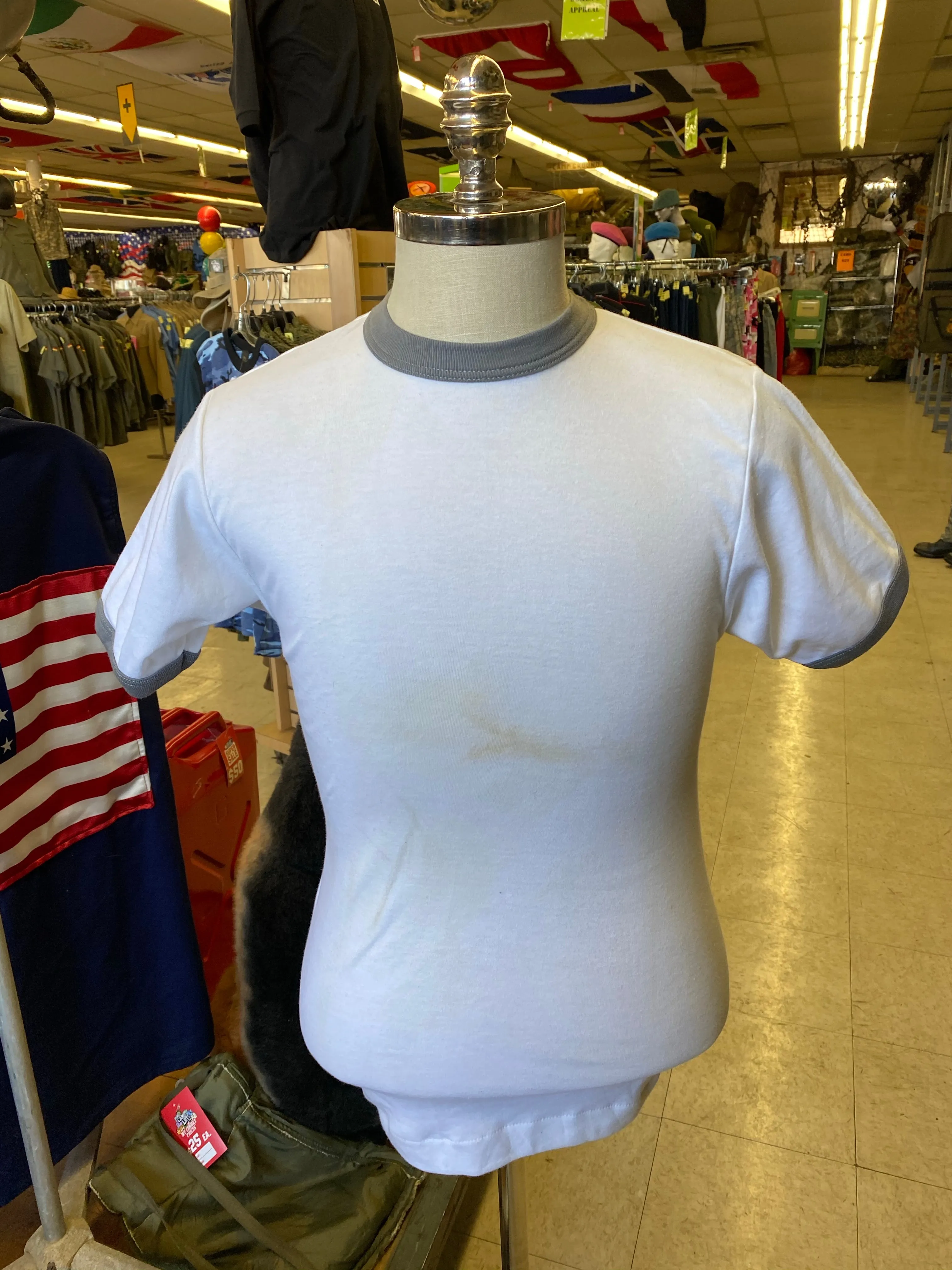 Vintage Canadian Forces P/T Ring Neck T-Shirt